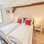 Himmlischer Hof - Juwel Von 1477 Mit P, Romantischer Innenhof, Kamin, Oeko, Denkmal *