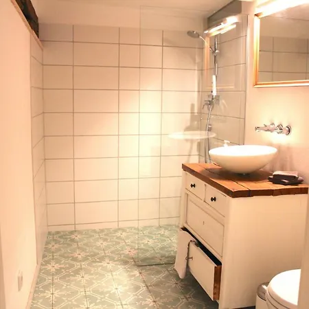 Himmlischer Hof - Juwel Von 1477, Terrasse, Kamin, P, Oeko, Denkmal *