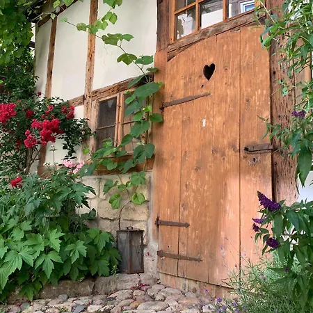 Daire Himmlischer Hof - Juwel Von 1477 Mit P, Romantischer Innenhof, Kamin, Oeko, Denkmal *