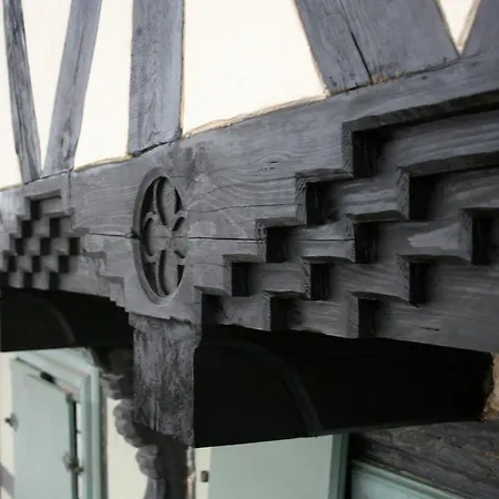 Himmlischer Hof - Juwel Von 1477 Mit P, Romantischer Innenhof, Kamin, Oeko, Denkmal Апартаменты *