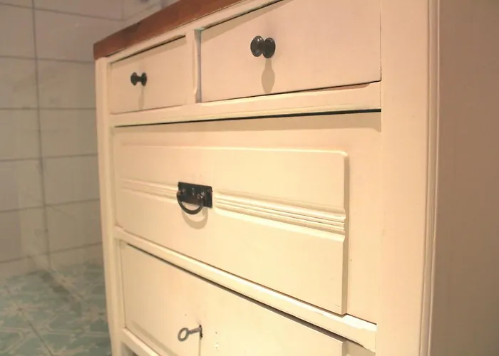 Apartamento Himmlischer Hof - Juwel Von 1477 Mit P, Romantischer Innenhof, Kamin, Oeko, Denkmal *