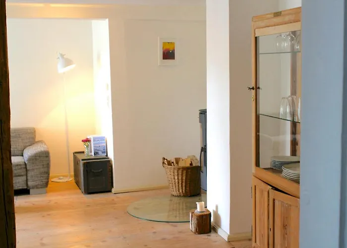 Himmlischer Hof - Juwel Von 1477 Mit P, Romantischer Innenhof, Kamin, Oeko, Denkmal * 奎德林堡