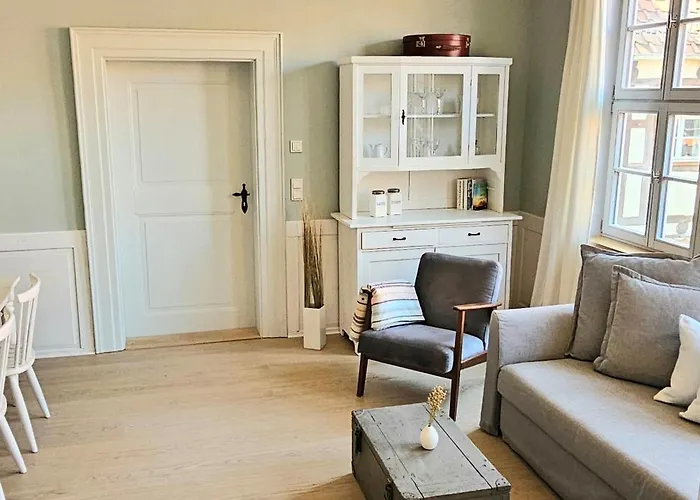 Apartamento Himmlischer Hof - Juwel Von 1477 Mit P, Romantischer Innenhof, Kamin, Oeko, Denkmal Quedlinburg