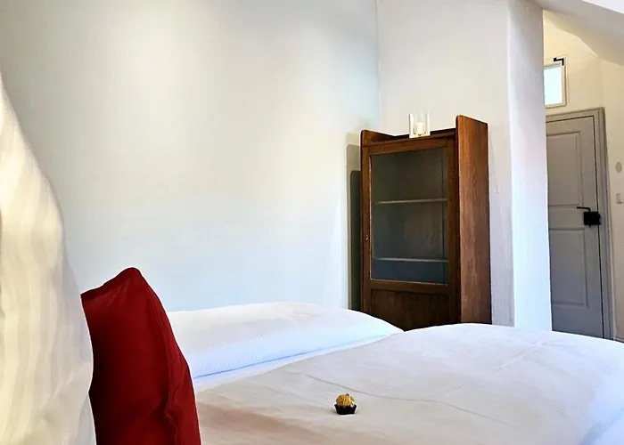 Himmlischer Hof - Juwel Von 1477 Mit P, Romantischer Innenhof, Kamin, Oeko, Denkmal Apartamento *