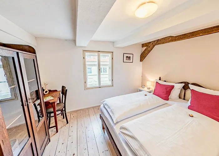 Himmlischer Hof - Juwel Von 1477 Mit P, Romantischer Innenhof, Kamin, Oeko, Denkmal 公寓 *