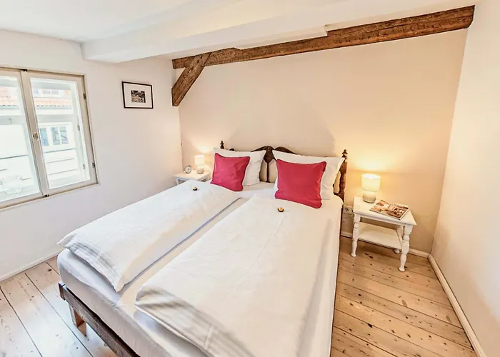 Himmlischer Hof - Juwel Von 1477 Mit P, Romantischer Innenhof, Kamin, Oeko, Denkmal *