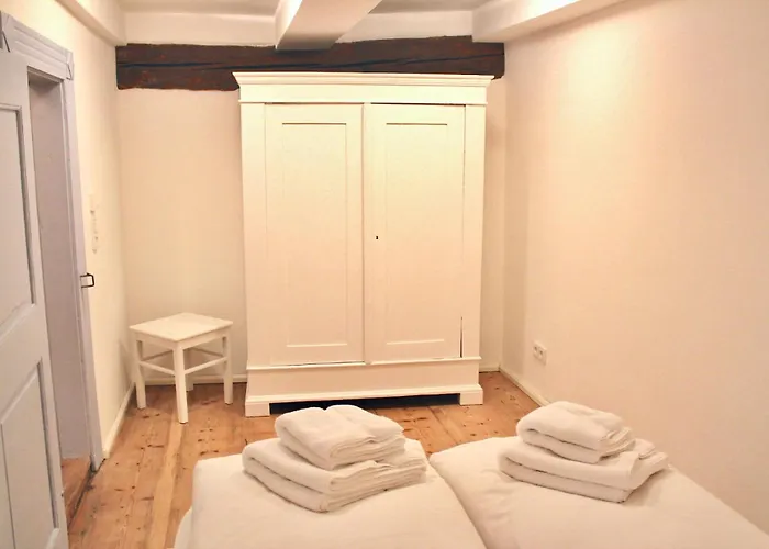 公寓 Himmlischer Hof - Juwel Von 1477 Mit P, Romantischer Innenhof, Kamin, Oeko, Denkmal