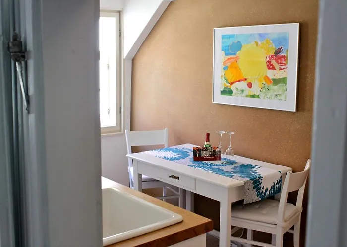 Himmlischer Hof - Juwel Von 1477 Mit P, Romantischer Innenhof, Kamin, Oeko, Denkmal Appartamento *